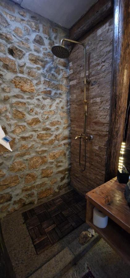 Casageo Cheile Nerei Villa Sokolar Exteriör bild